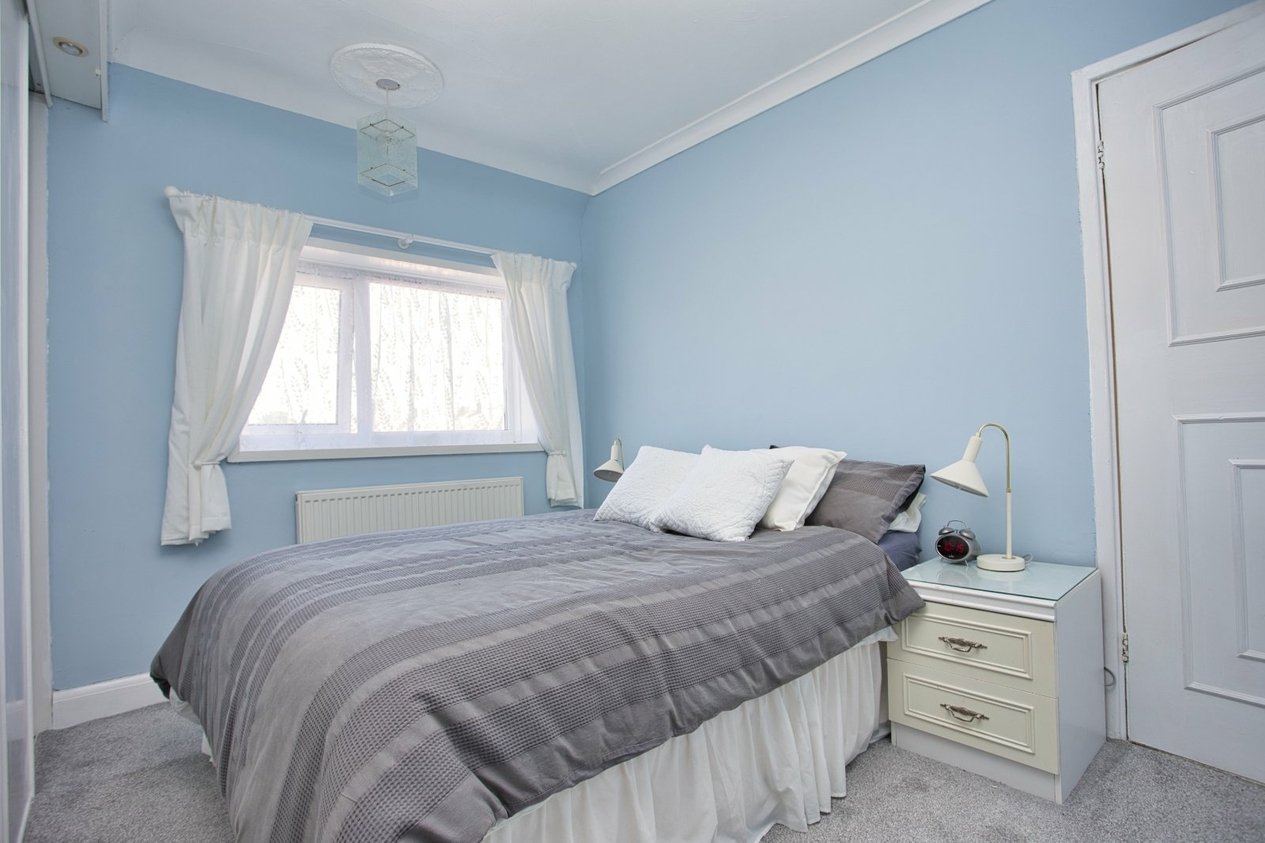 Properties For Sale in Cavell Square Deal