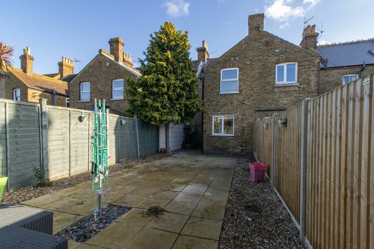 Properties Sold Subject To Contract in Cavendish Road  Herne Bay
