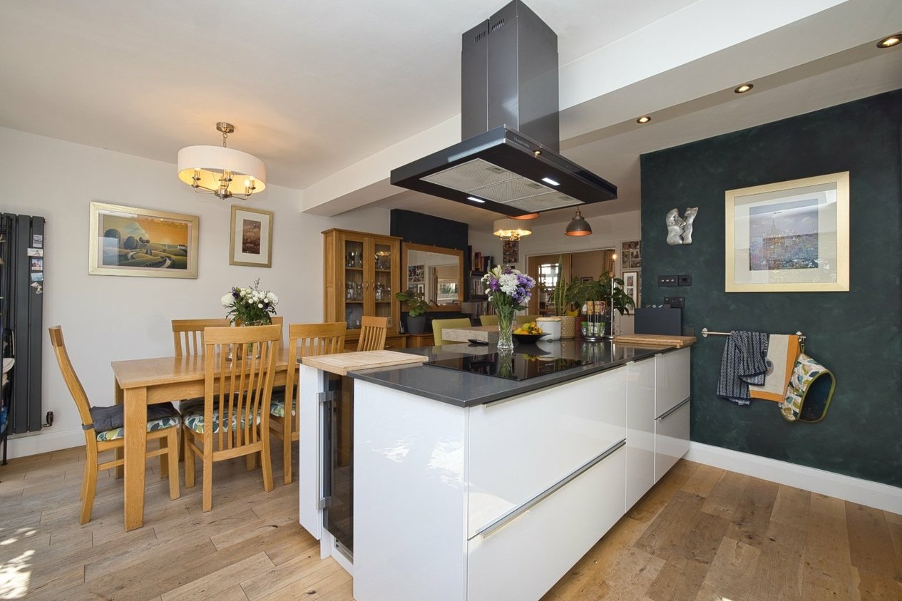Properties For Sale in Cecilia Grove Broadstairs