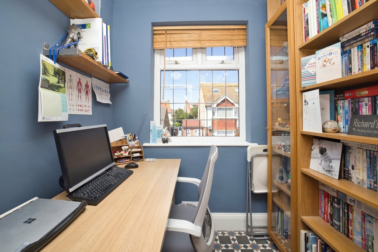 Properties For Sale in Cecilia Grove Broadstairs