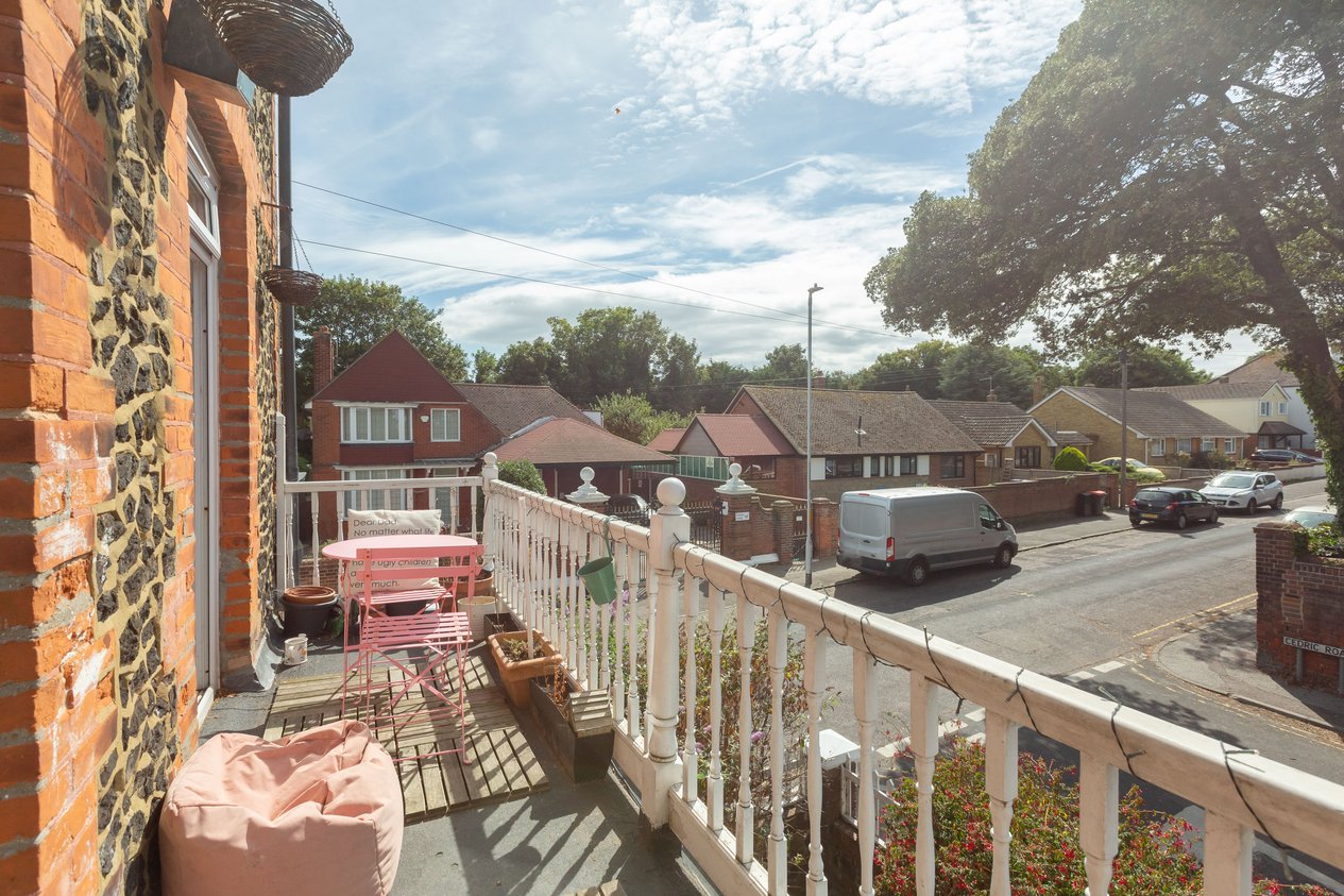 Properties For Sale in Cedric Road Westgate-On-Sea
