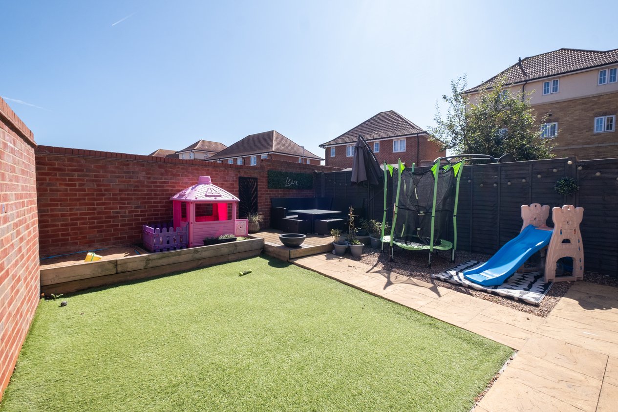 Properties Under Offer in Central Boulevard Aylesham