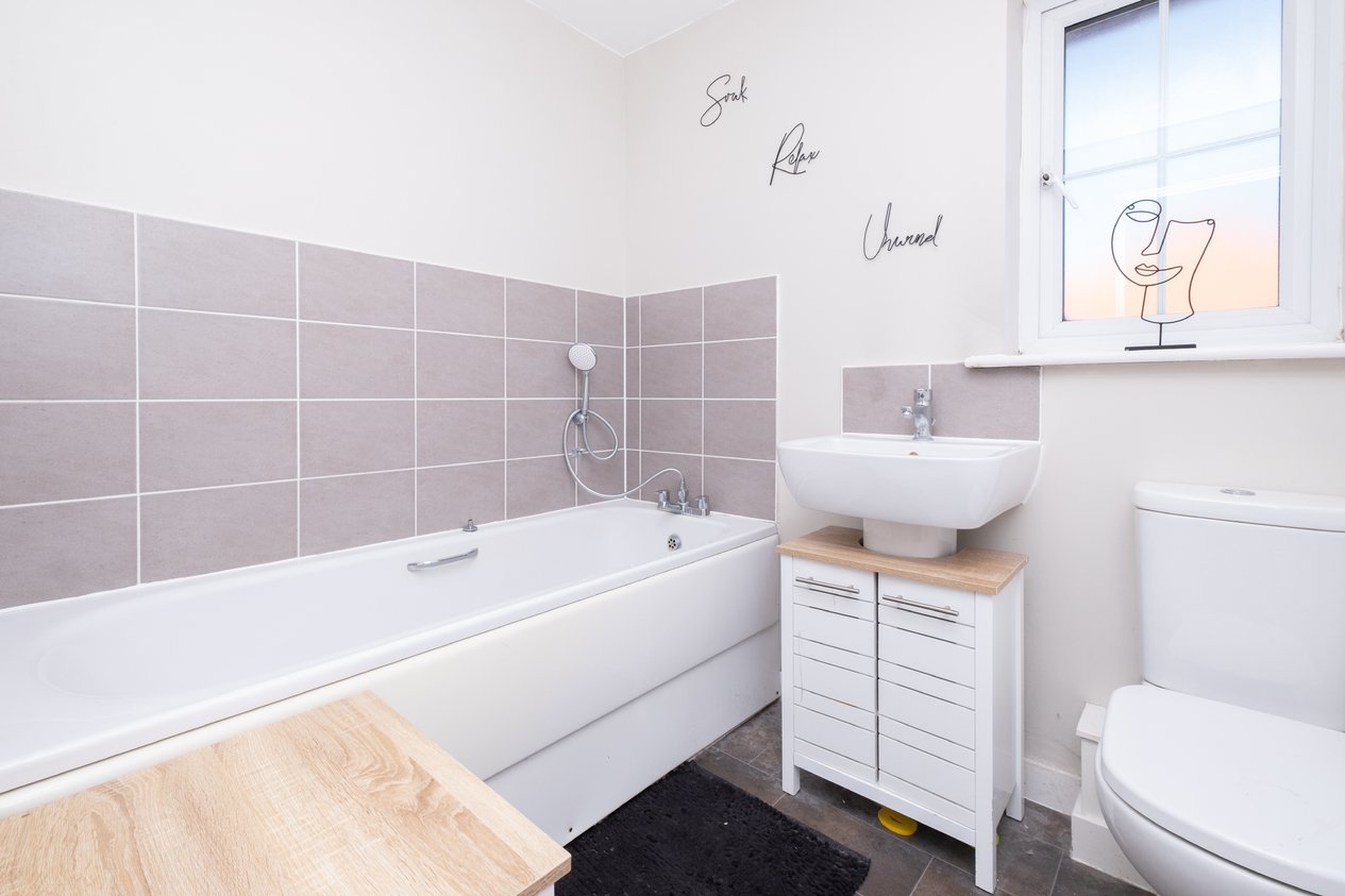 Properties Under Offer in Central Boulevard Aylesham