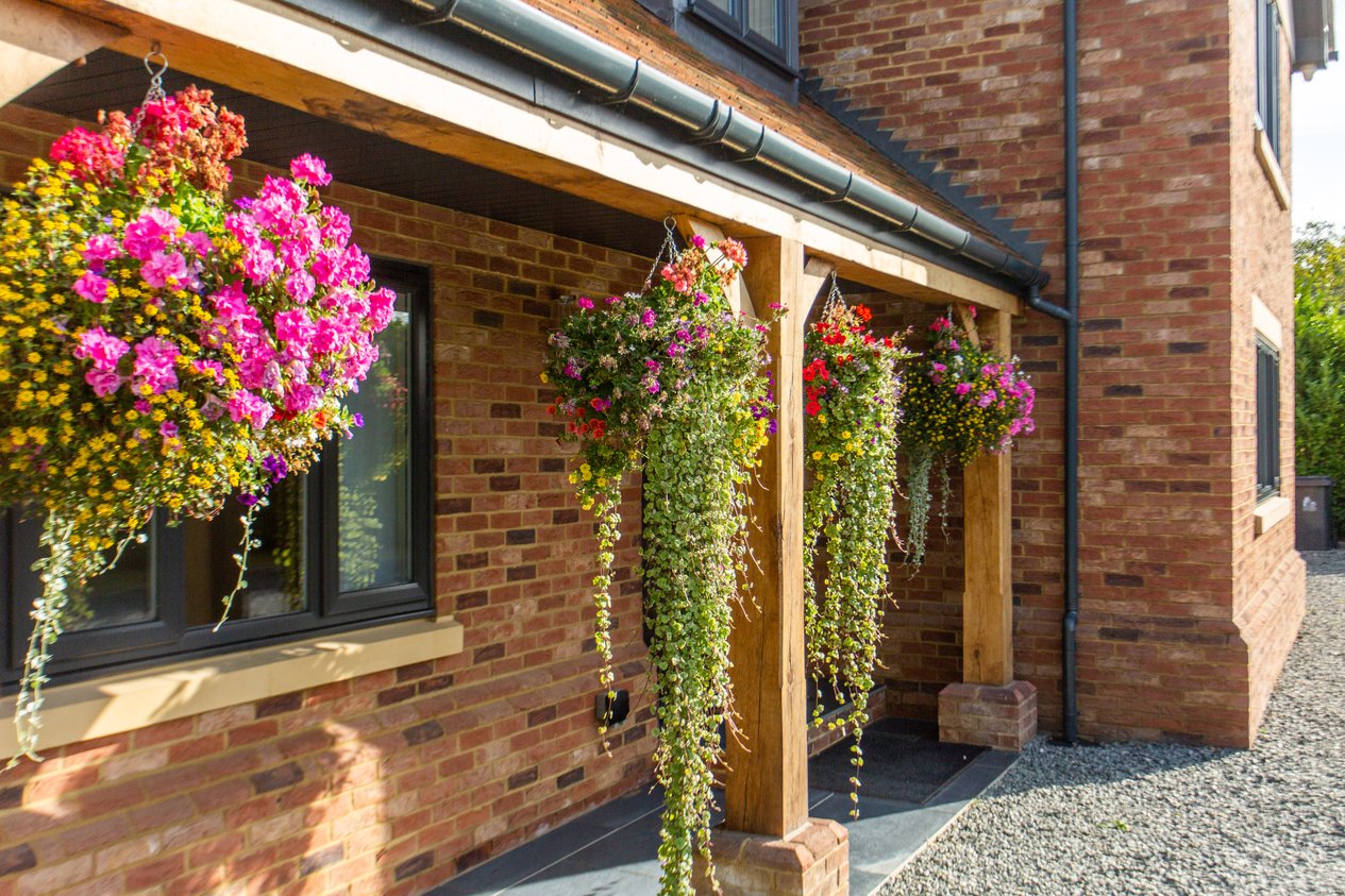 Properties For Sale in Chapel Lane Broad Oak