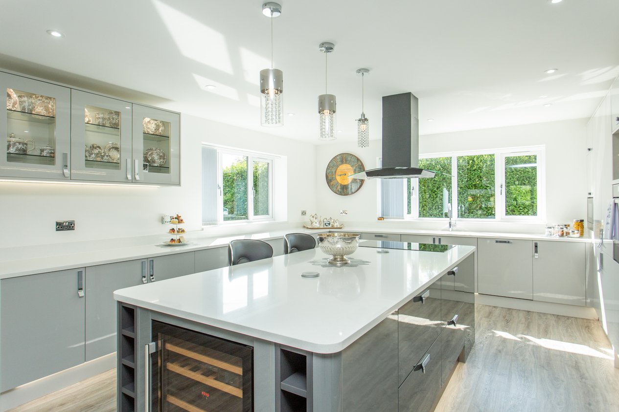 Properties For Sale in Chapel Lane Broad Oak