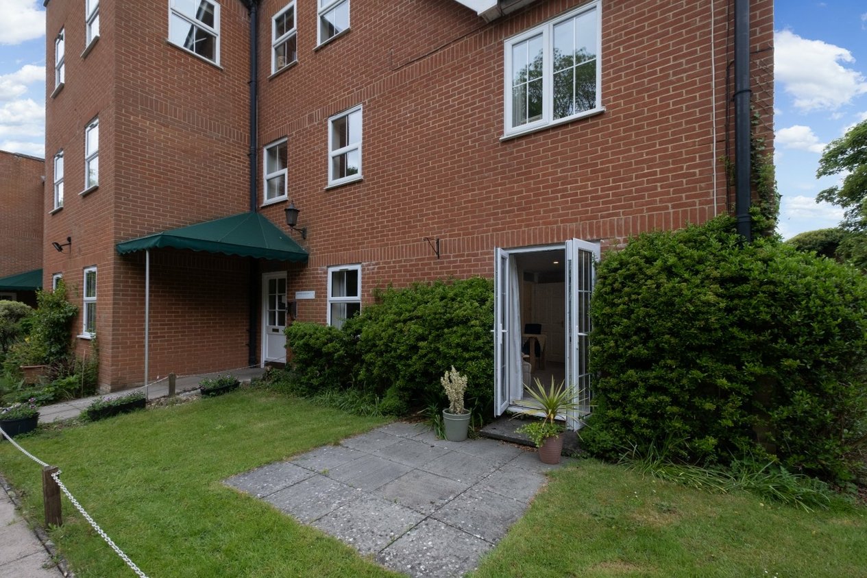 Properties For Sale in Chapel Road Hothfield