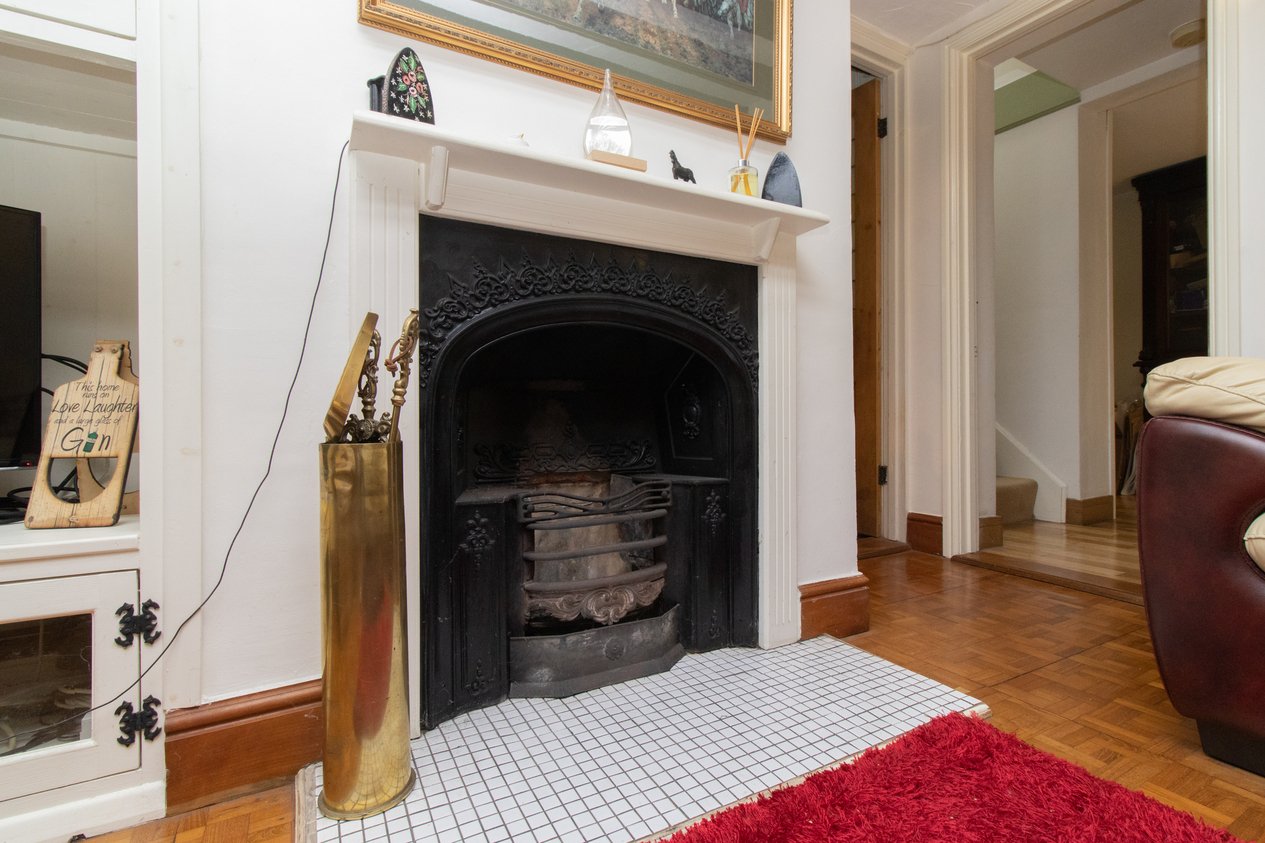 Properties Under Offer in Chapel Row Herne Bay