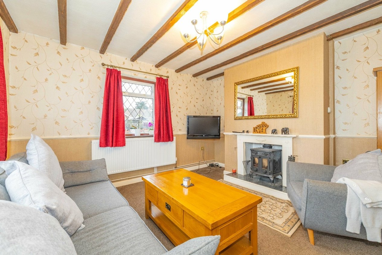 Properties For Sale in Chapmans Close Challock