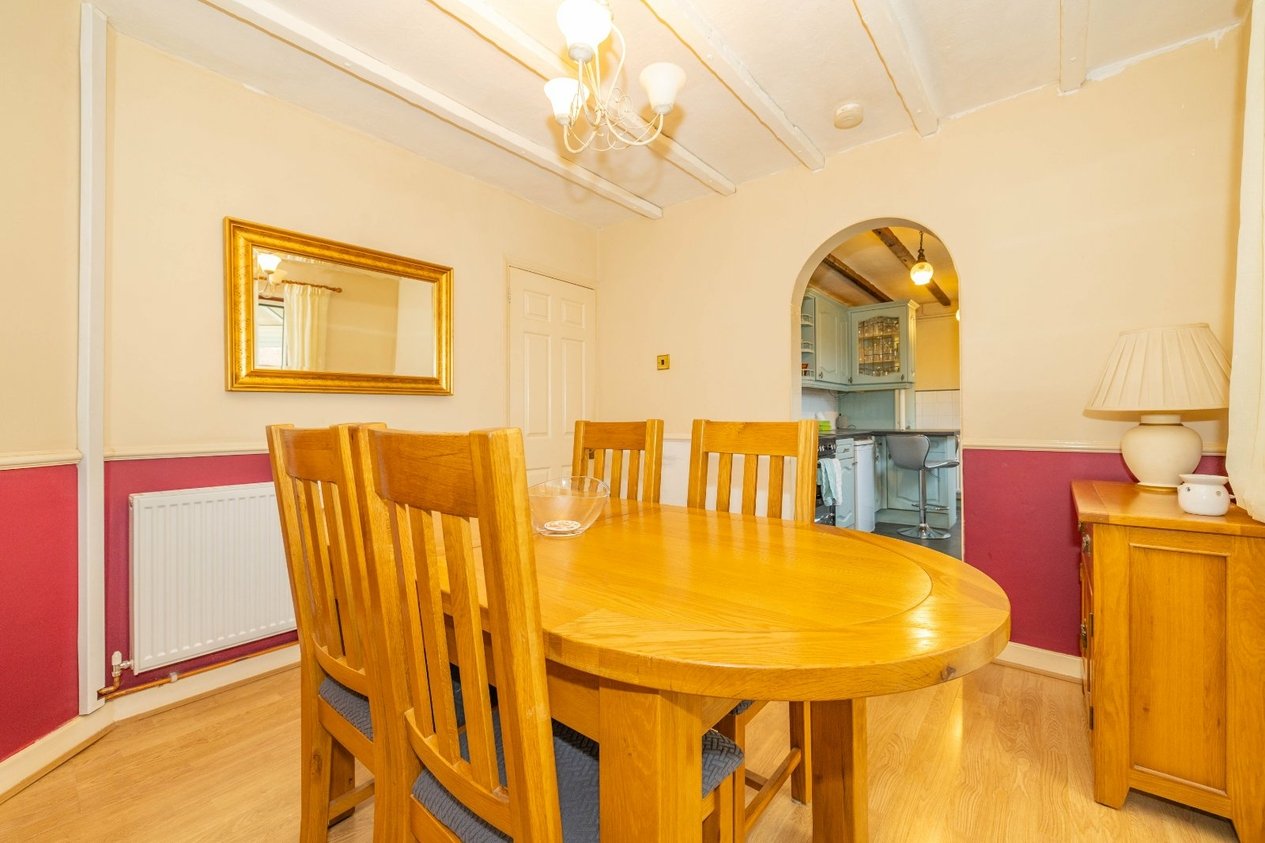 Properties For Sale in Chapmans Close Challock