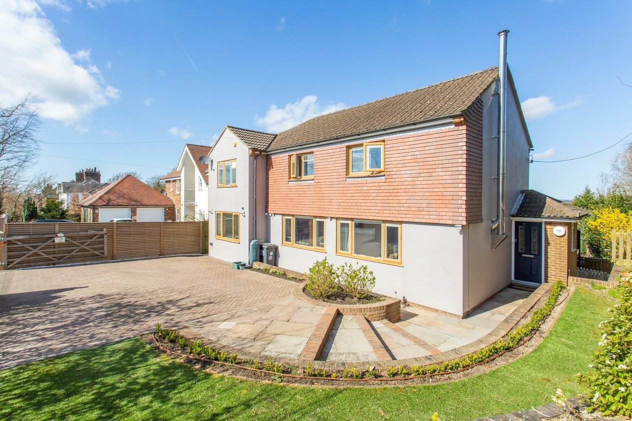 Properties For Sale in Chartham Downs Road  Chartham