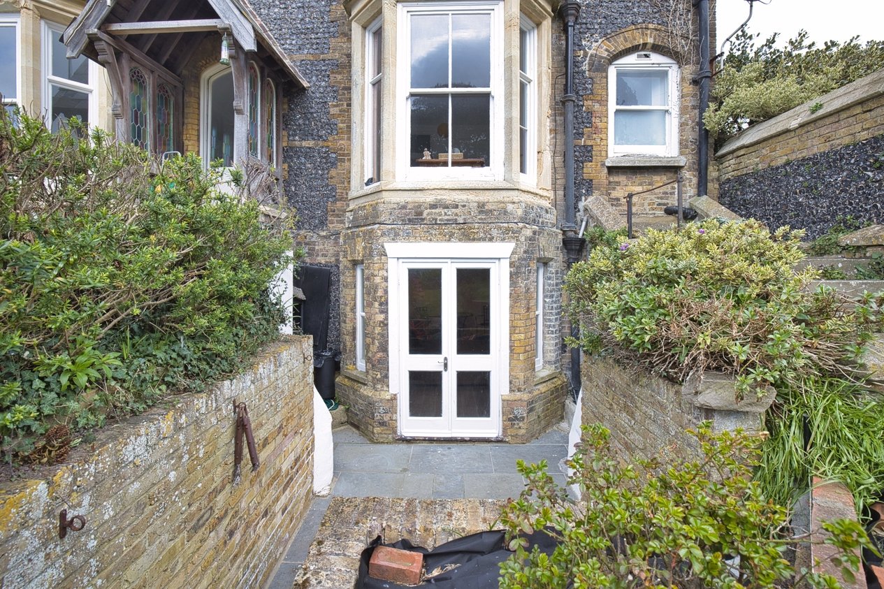 Properties For Sale in Chartham Terrace, St. Augustines Road Ramsgate