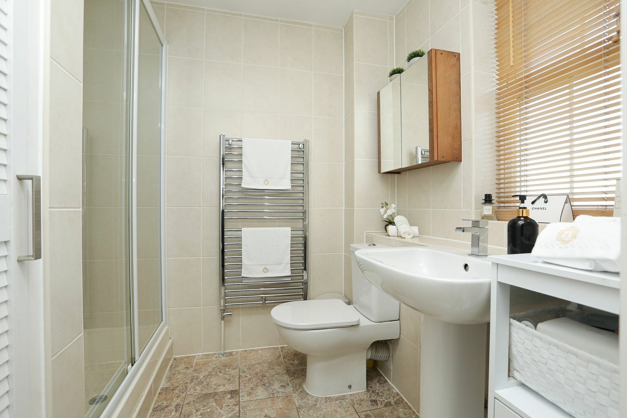 Properties For Sale in Cheeseman's Green Lane  Mersham
