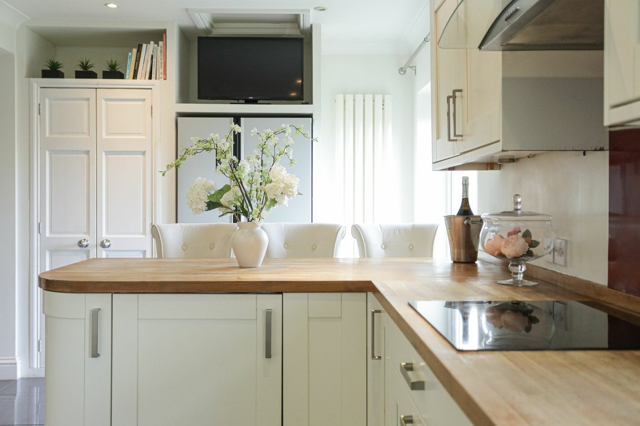 Properties For Sale in Cheeseman's Green Lane  Mersham