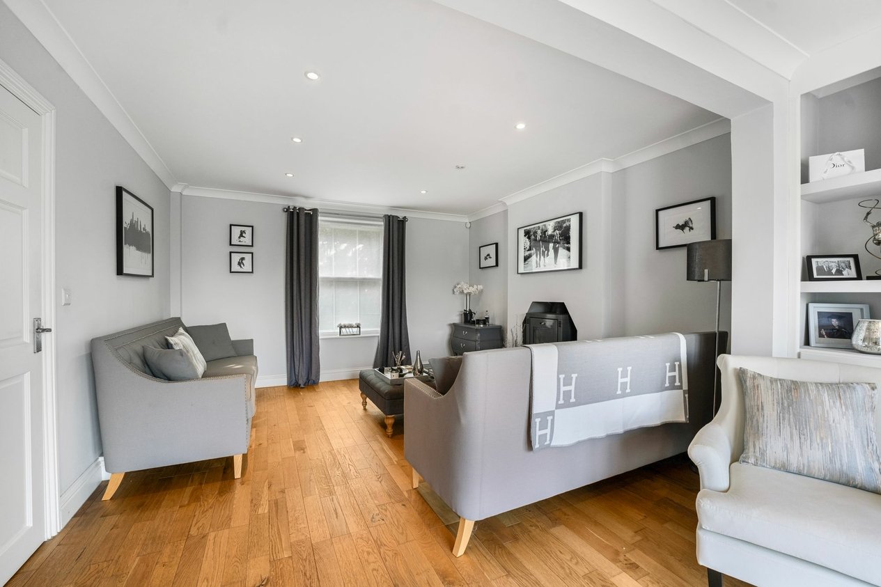 Properties For Sale in Cheeseman's Green Lane  Mersham