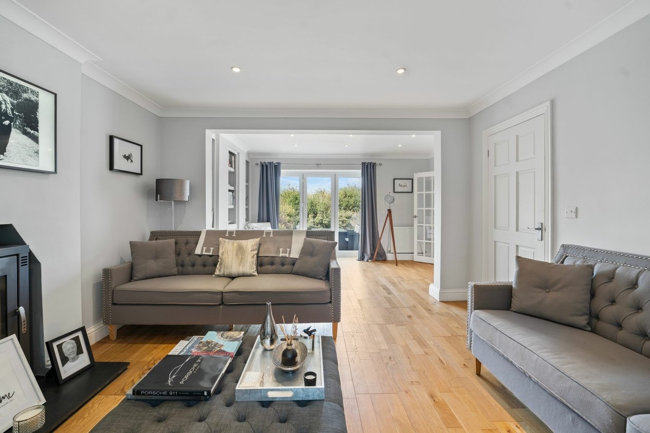 Properties For Sale in Cheeseman's Green Lane  Mersham