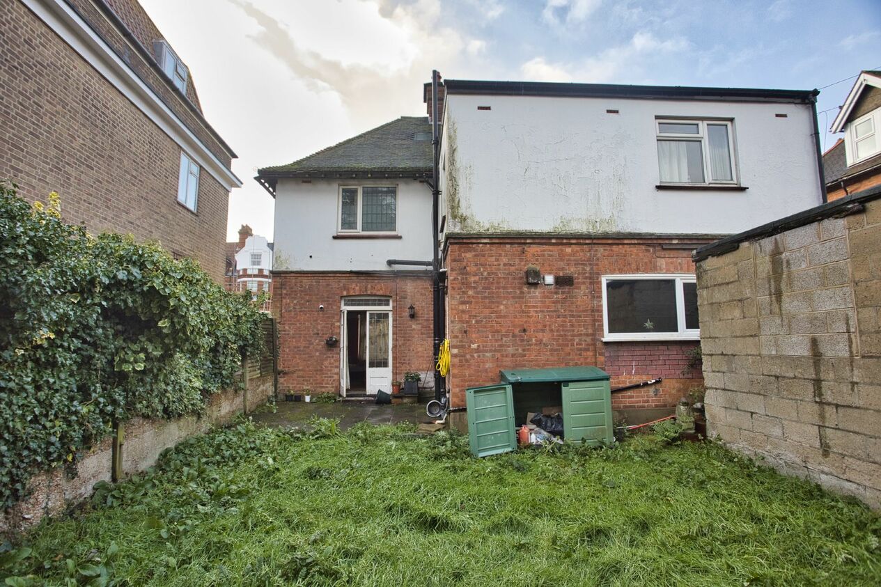 Properties For Sale in Cheriton Road  Folkestone