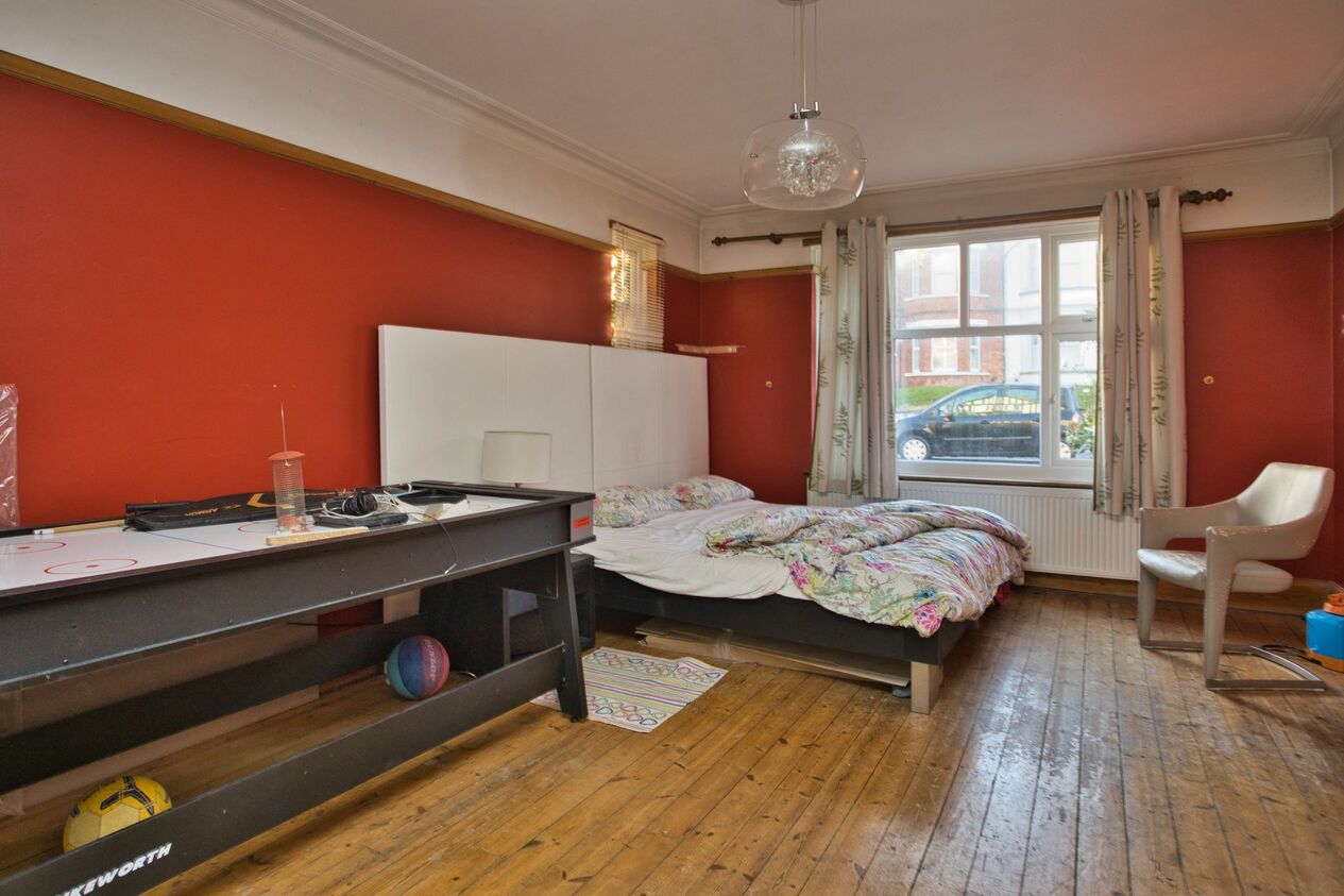 Properties For Sale in Cheriton Road  Folkestone