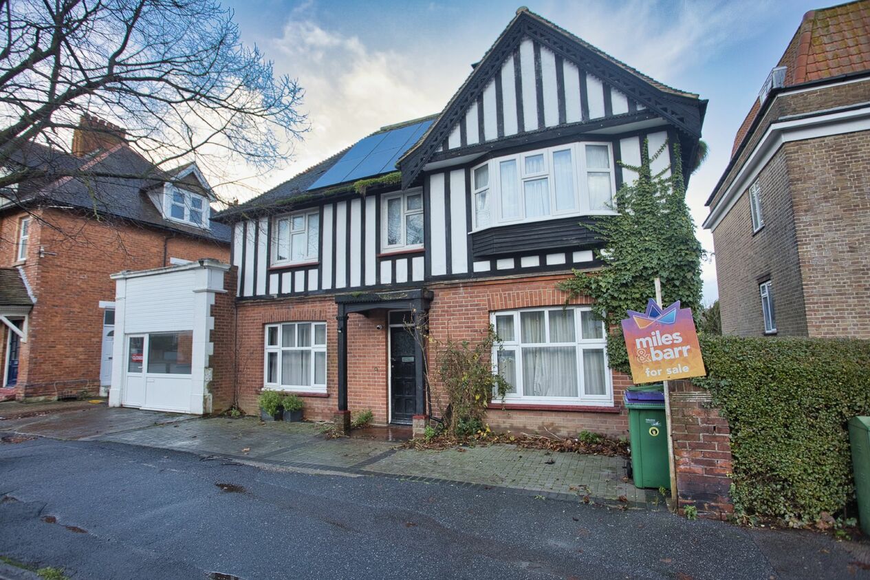 Properties For Sale in Cheriton Road  Folkestone