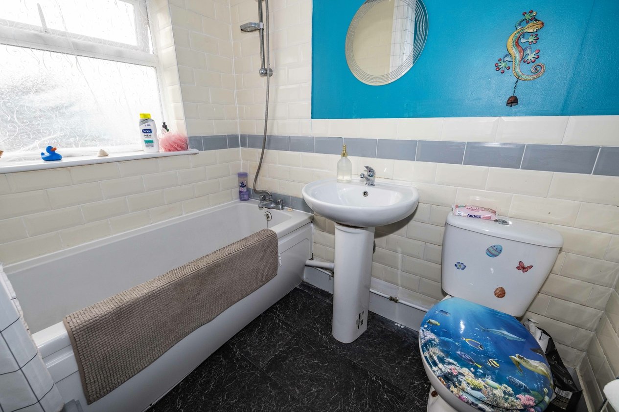 Properties Under Offer in Cherry Drive Canterbury