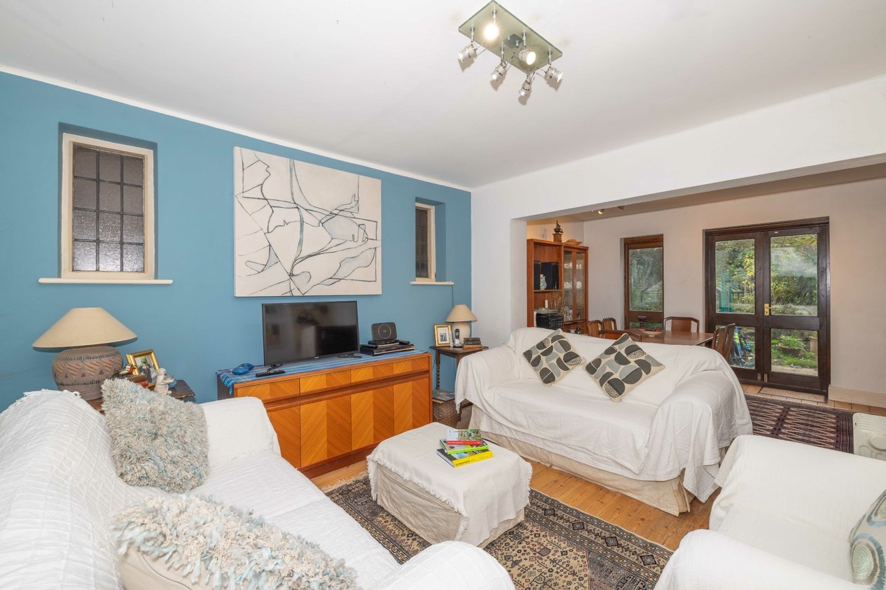 Properties For Sale in Cherry Drive Canterbury