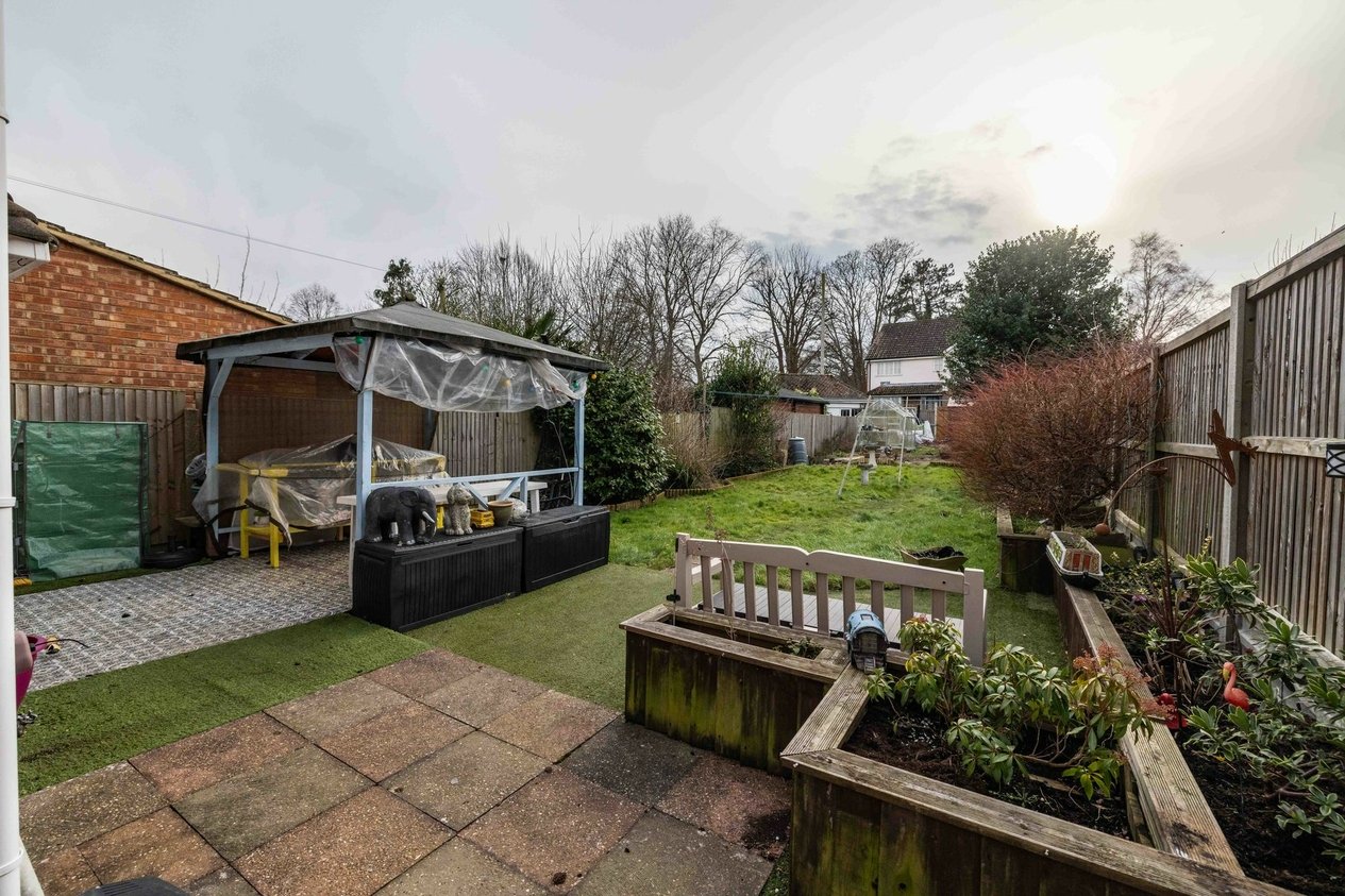 Properties Sold Subject To Contract in Cherry Drive  Canterbury