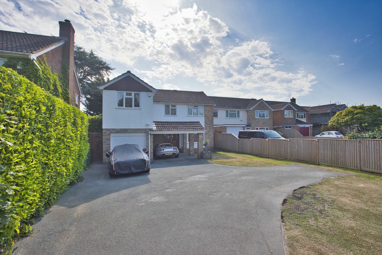 Properties For Sale in Cherry Garden Avenue  Folkestone