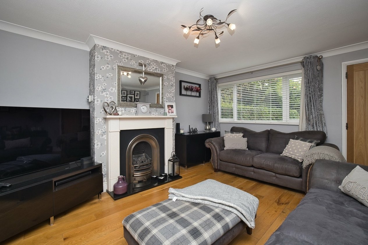 Properties Under Offer in Cherry Gardens Broadstairs