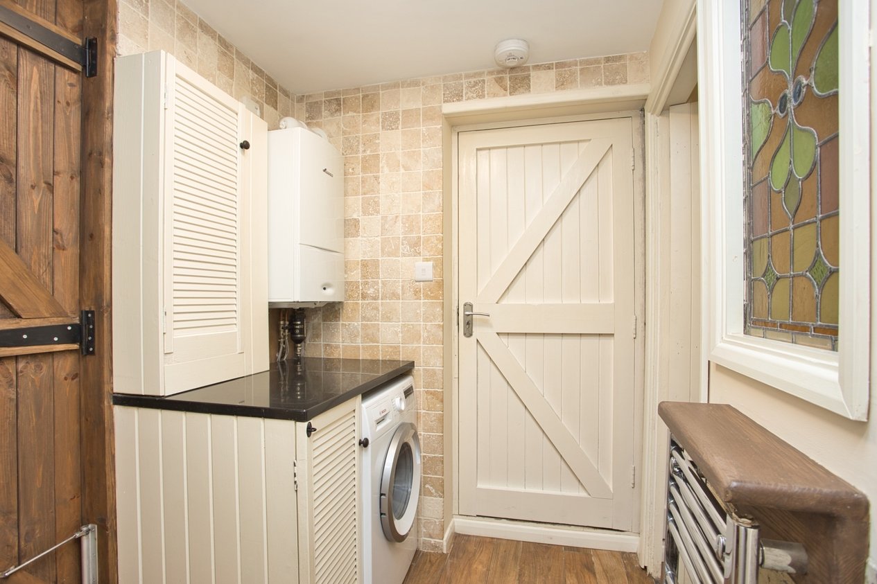 Properties For Sale in Cherry Tree Avenue Dover