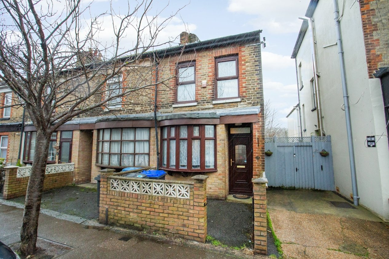 Properties Sold Subject To Contract in Cherry Tree Avenue  Dover