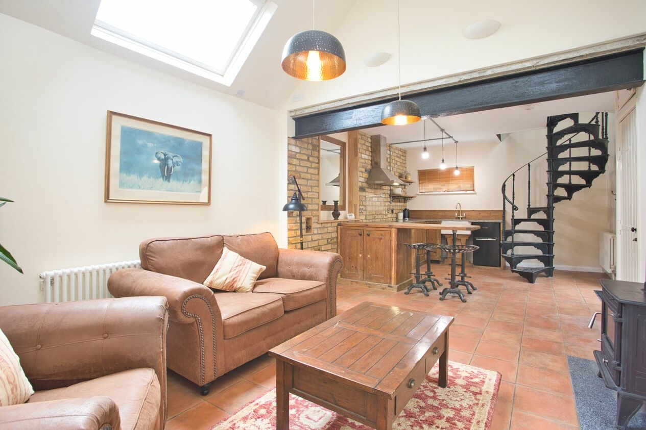 Properties For Sale in Cherry Tree Avenue  Dover