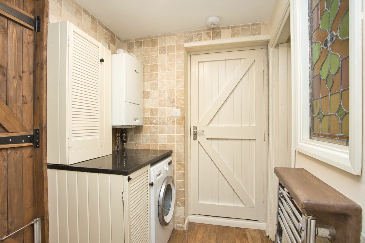 Properties For Sale in Cherry Tree Avenue  Dover