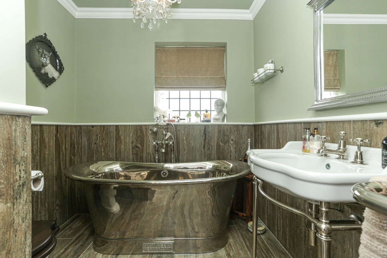 Properties For Sale in Chestfield Road Whitstable