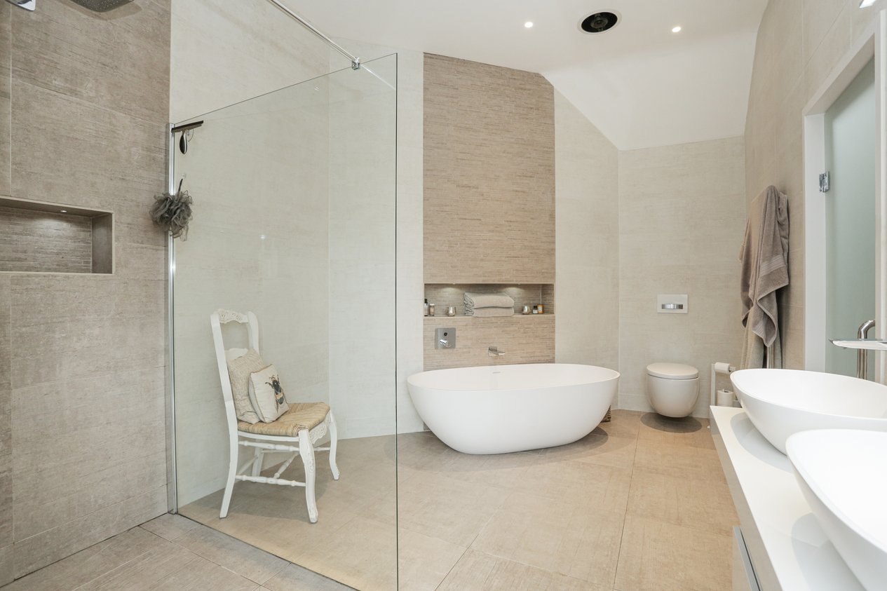 Properties For Sale in Chestfield Road Whitstable