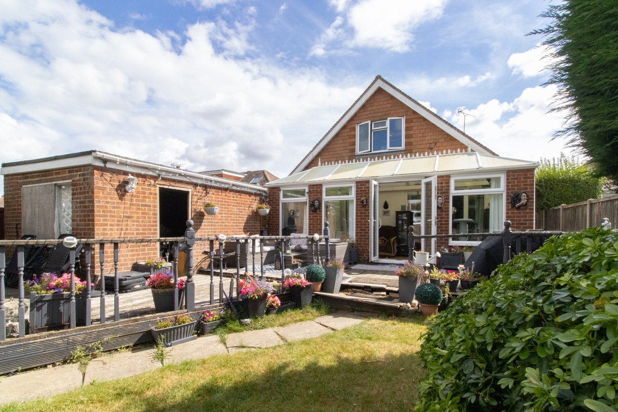 Properties Under Offer in Chestnut Drive Herne Bay