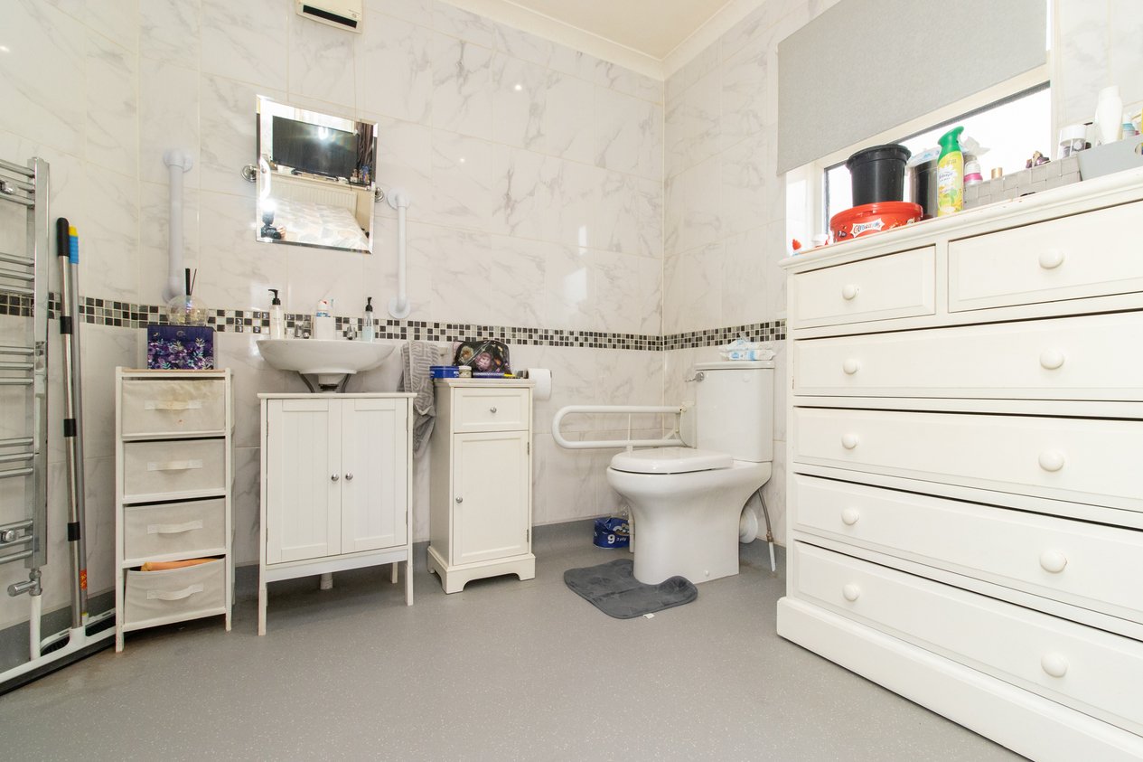 Properties Under Offer in Chestnut Drive Herne Bay