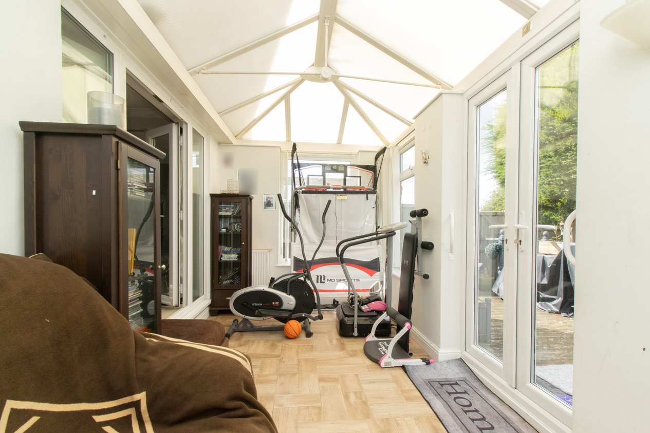 Properties Under Offer in Chestnut Drive Herne Bay