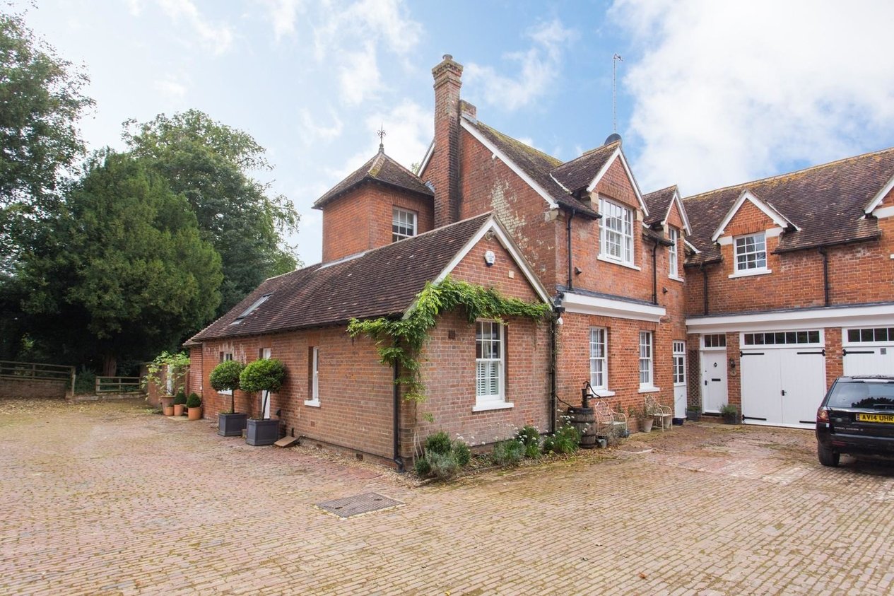 Properties Sold Subject To Contract in Chilham Castle Estate Chilham