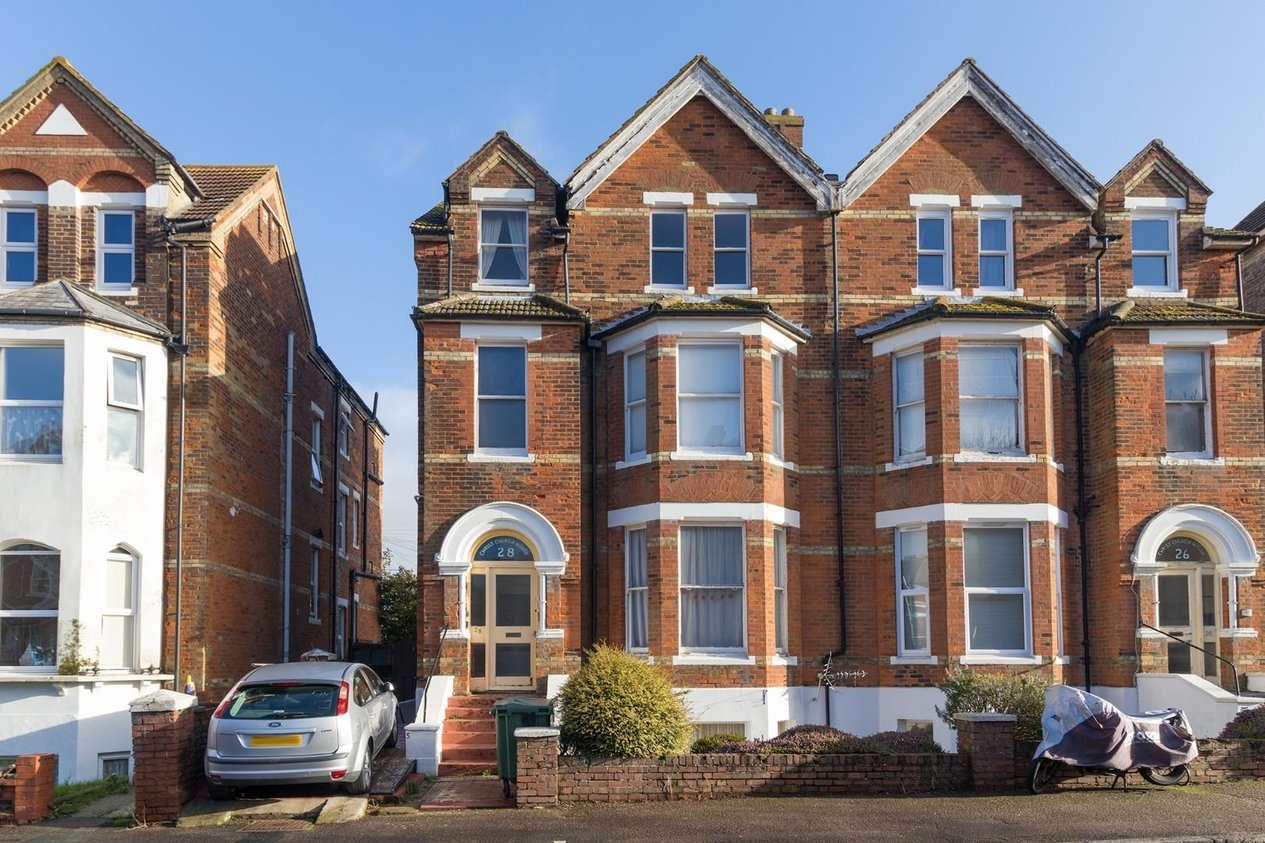 Properties Sold Subject To Contract in Christ Church Road 