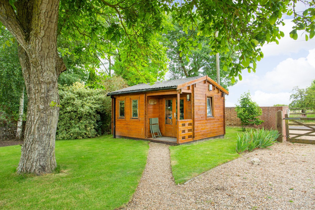 Properties For Sale in Church Lane Molash