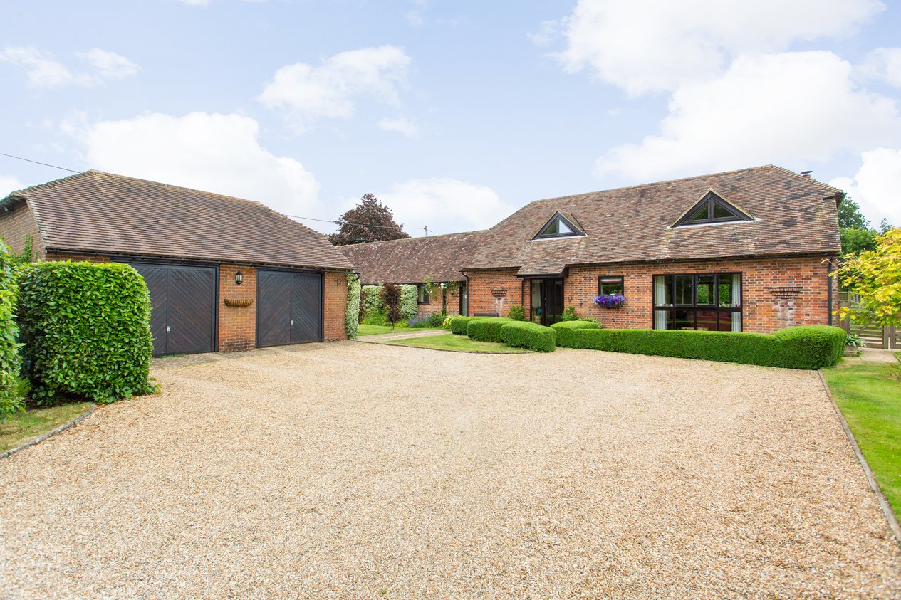 Properties For Sale in Church Lane Molash