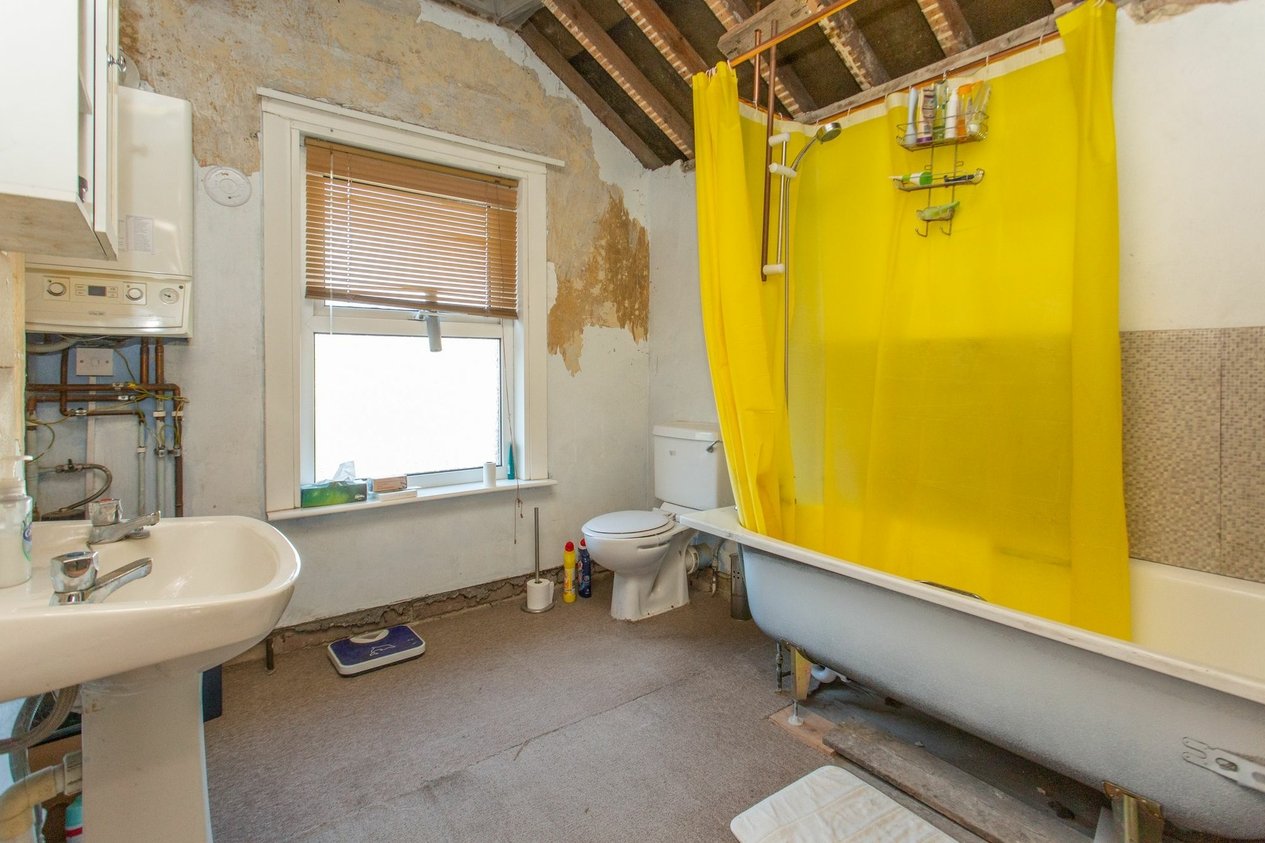 Properties Sold Subject To Contract in Church Road  Dover