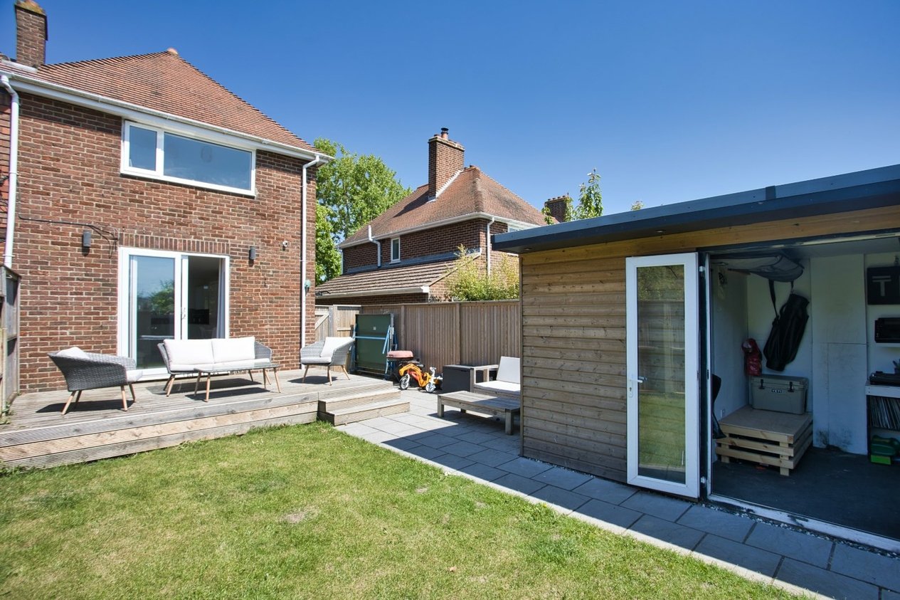 Properties Under Offer in Church Road Folkestone