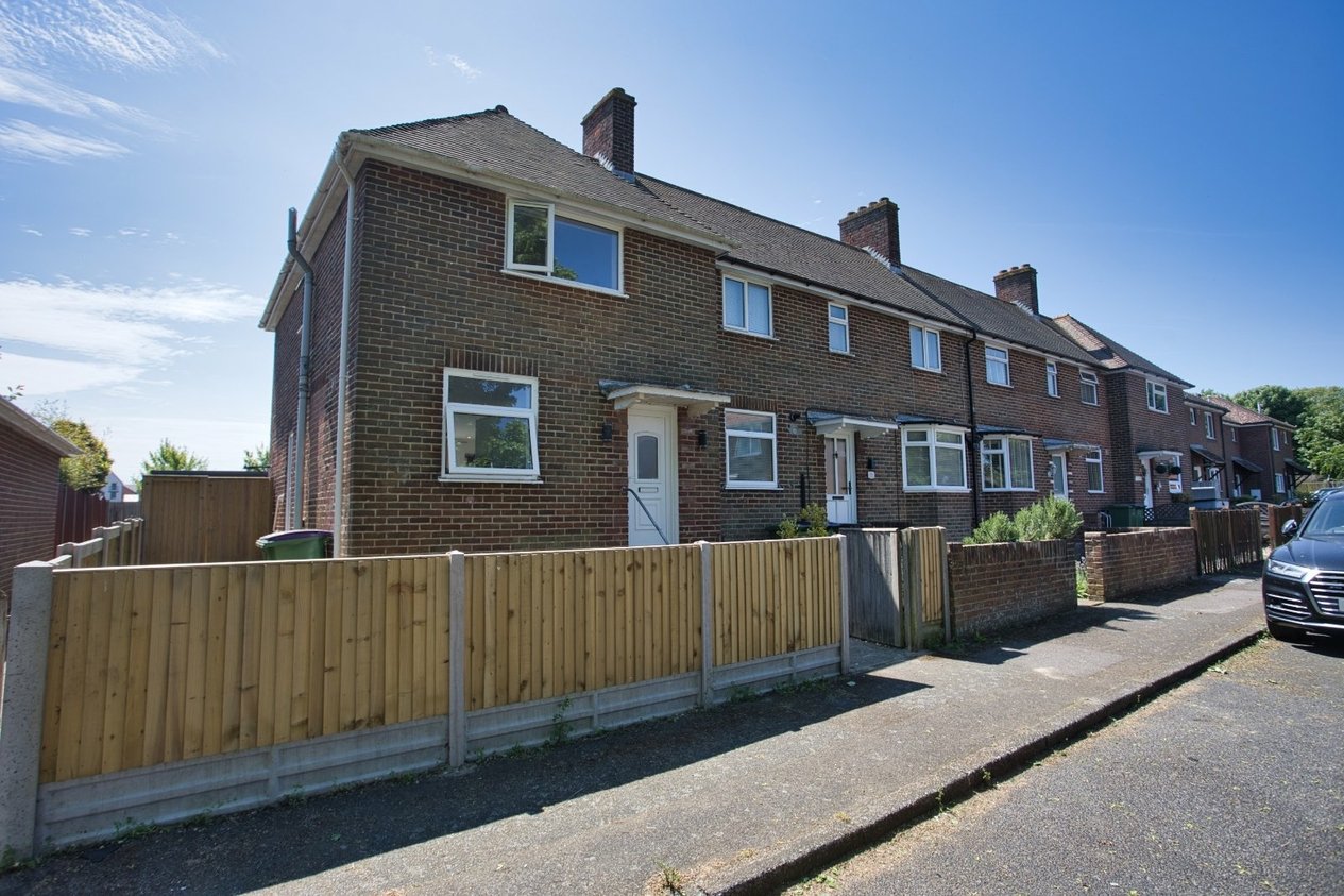 Properties Under Offer in Church Road Folkestone