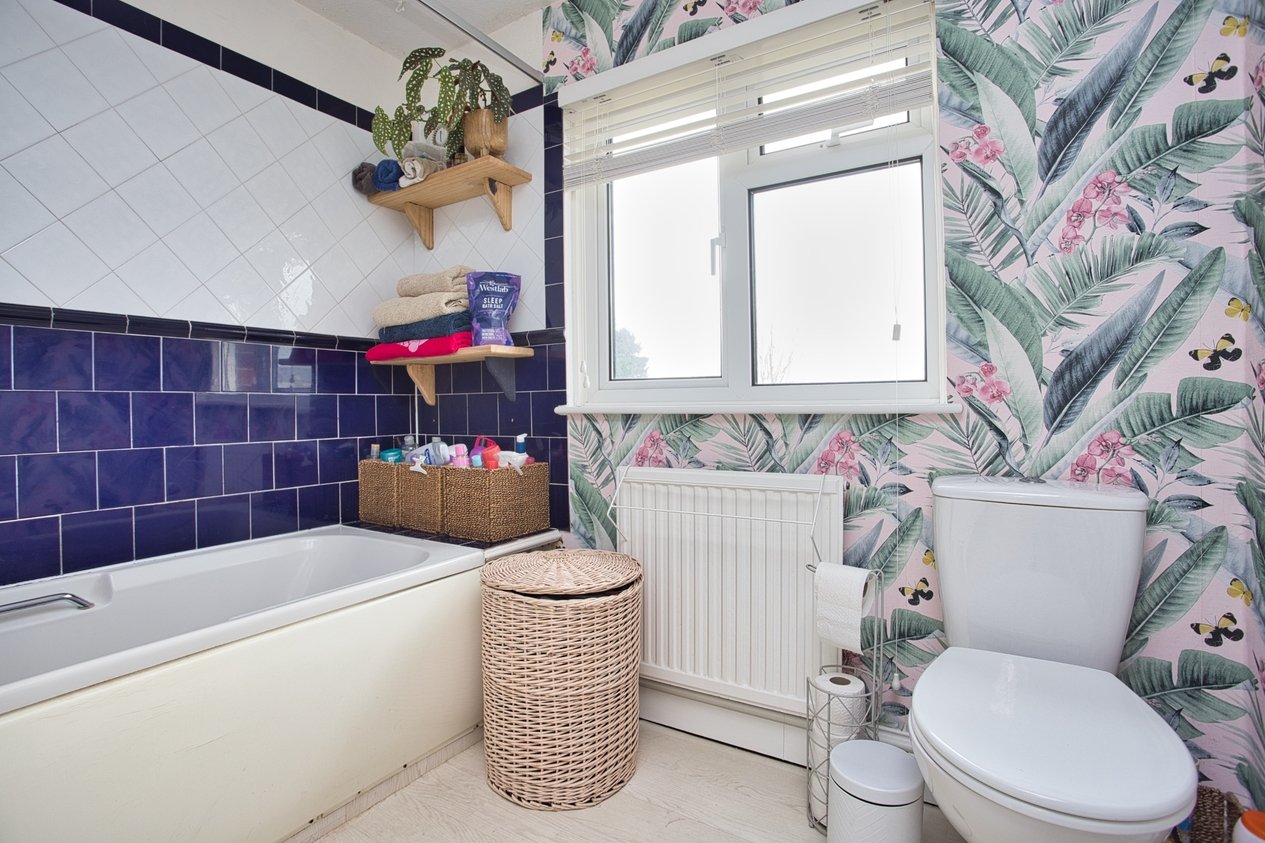 Properties Under Offer in Church Street Nonington