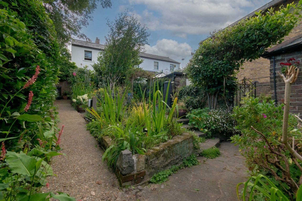Properties For Sale in Church Street Walmer