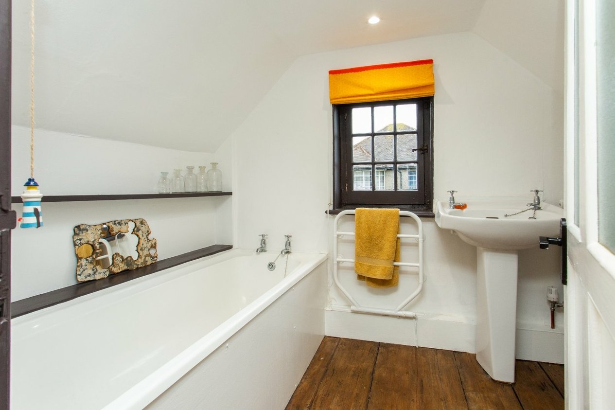 Properties For Sale in Church Street Walmer