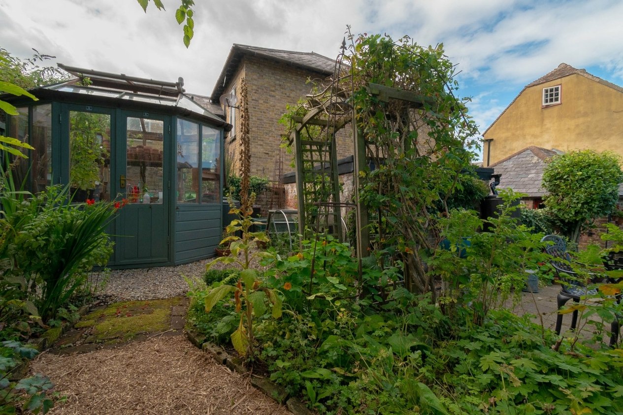 Properties For Sale in Church Street Walmer