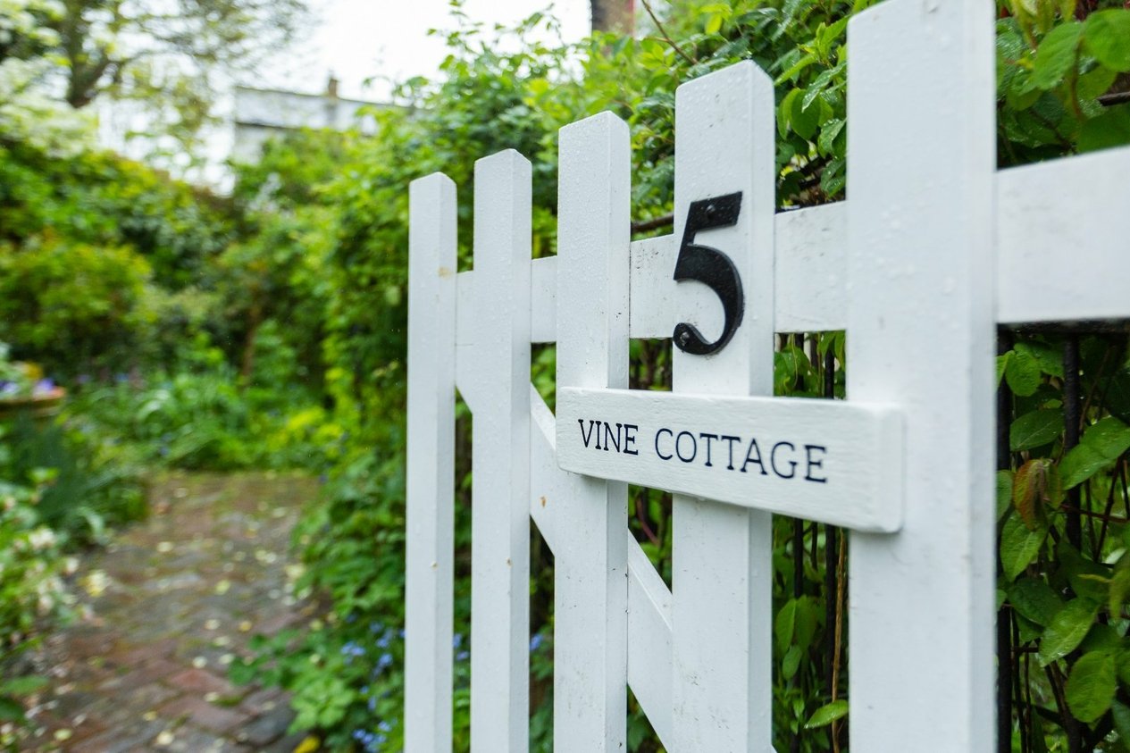 Properties For Sale in Church Street Walmer