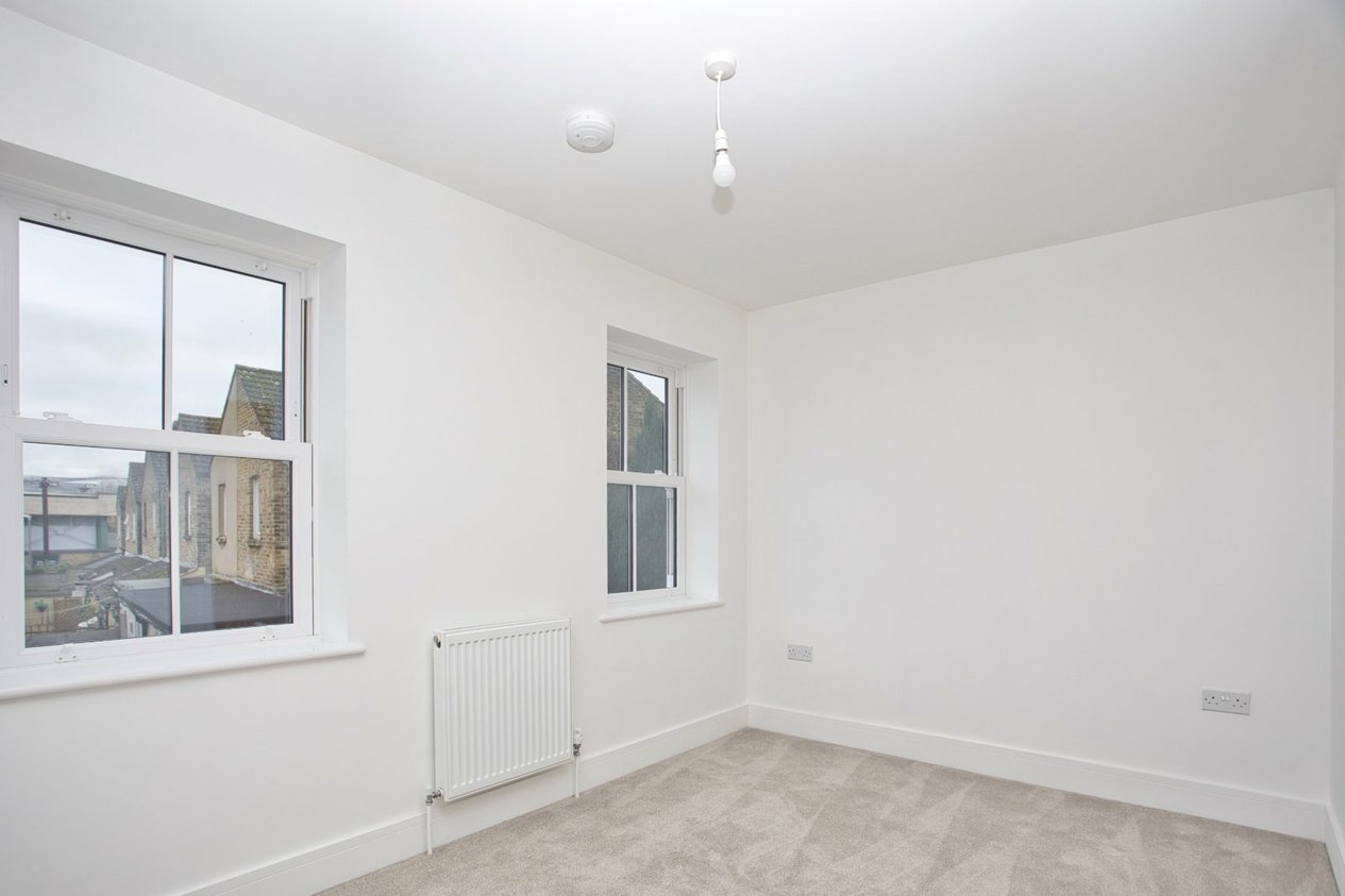 Properties Under Offer in Churchill Street Dover
