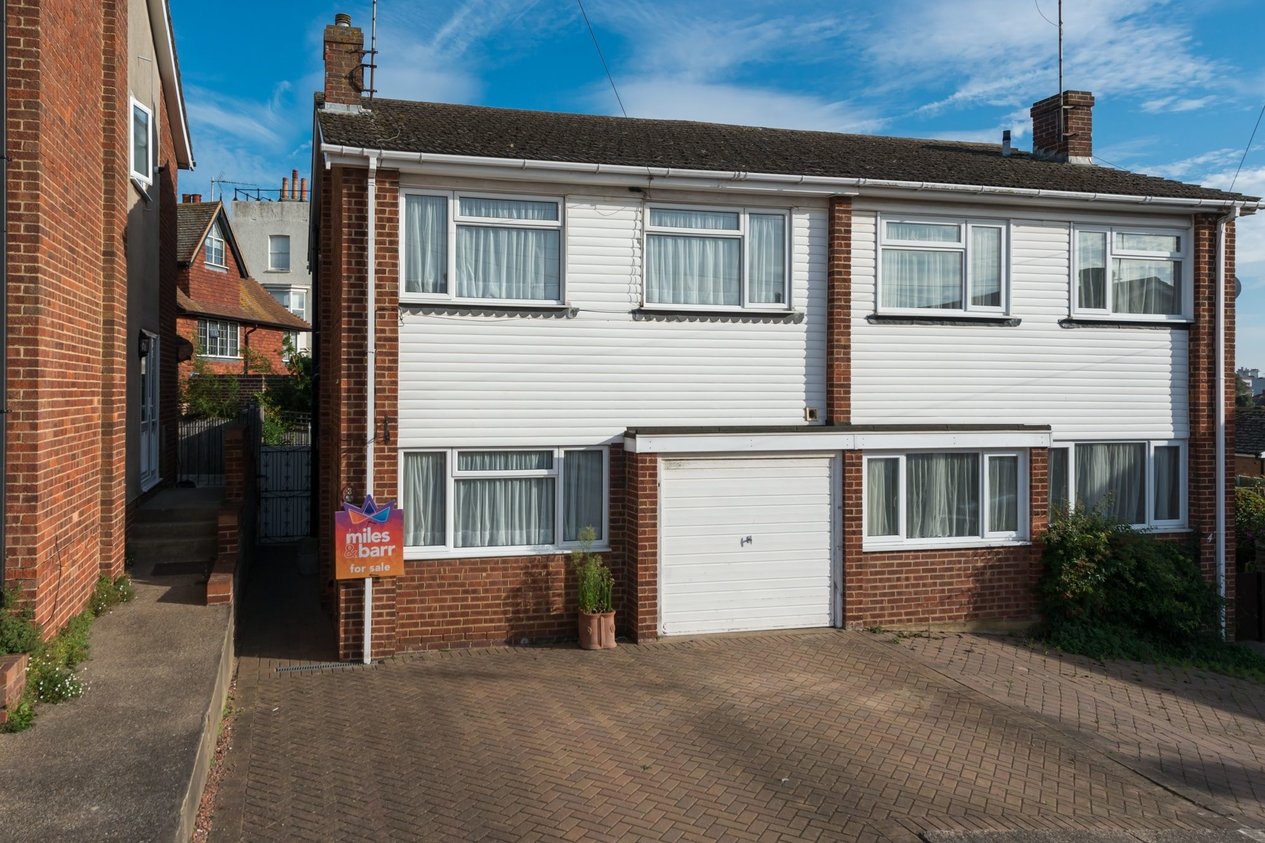 Properties For Sale in Claire Court  Broadstairs